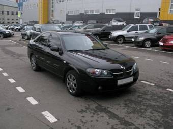 2006 Nissan Almera Images