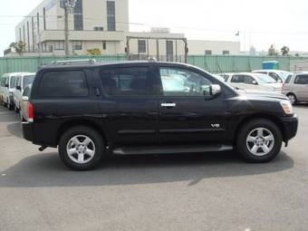 2005 Nissan Armada Photos