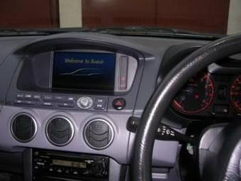 2002 Nissan Avenir Photos