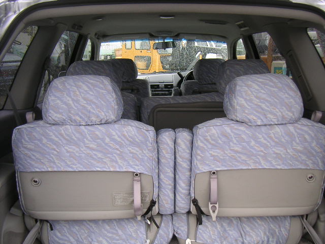 1999 Nissan Bassara Pictures