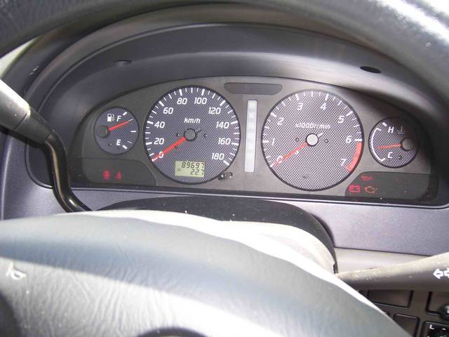 2000 Nissan Bassara