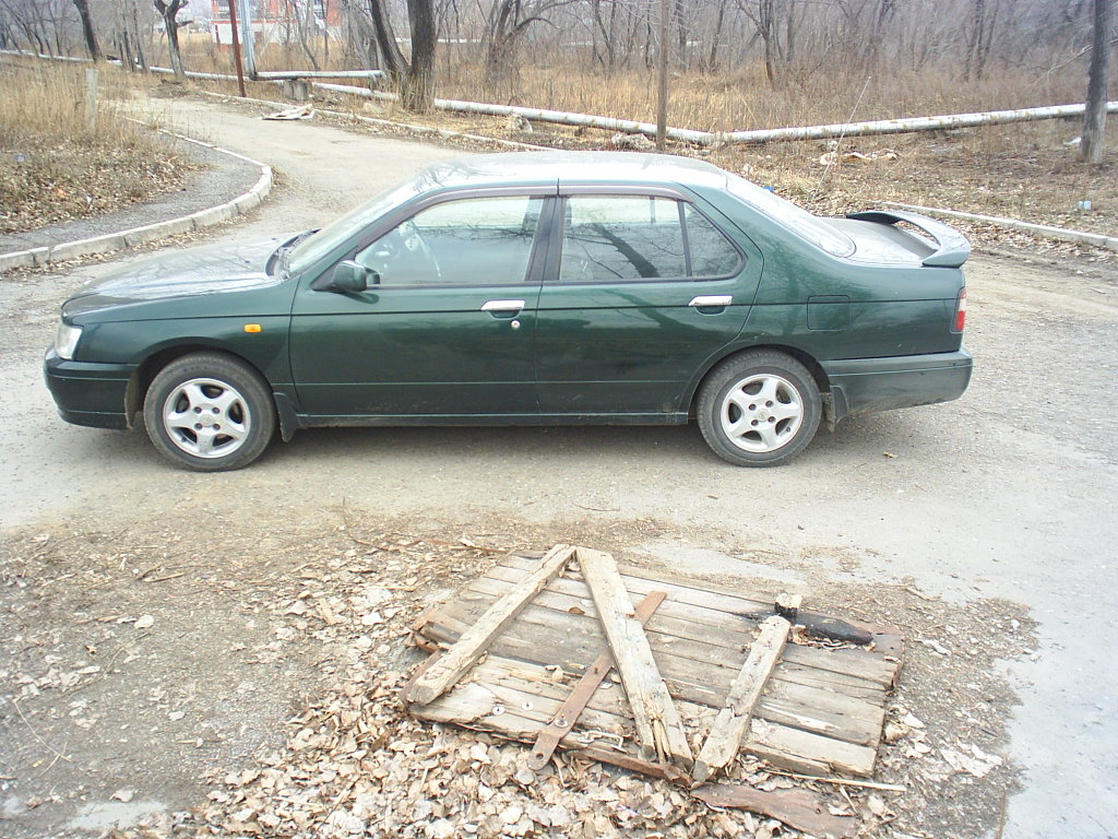 1996 Nissan Bluebird