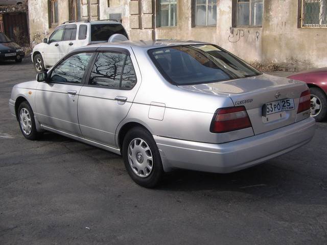 1996 Nissan Bluebird