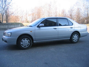 1998 Nissan Bluebird