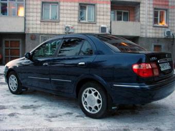 2000 Nissan Bluebird Sylphy Pictures