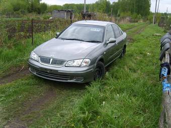 2000 Nissan Bluebird Sylphy Pictures