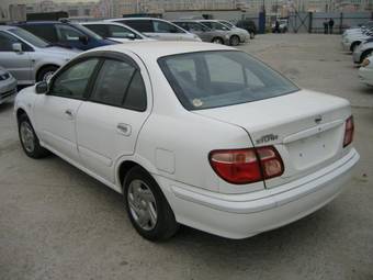 2001 Nissan Bluebird Sylphy Pictures