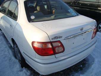 2001 Nissan Bluebird Sylphy Pics