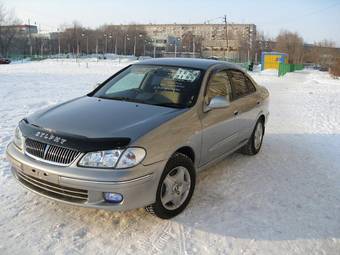 2001 Nissan Bluebird Sylphy Pictures