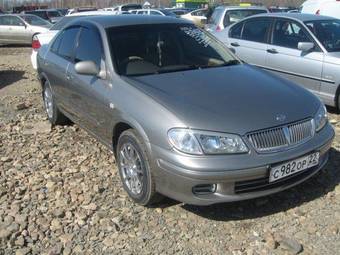 2001 Nissan Bluebird Sylphy Pictures