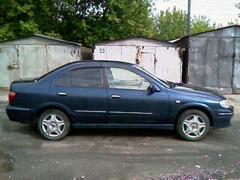 2001 Nissan Bluebird Sylphy Photos