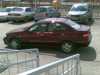 2001 Nissan Bluebird Sylphy Pictures