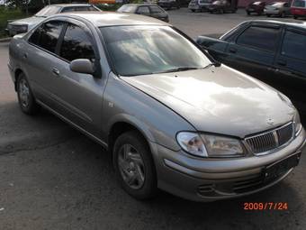 2001 Nissan Bluebird Sylphy Pictures