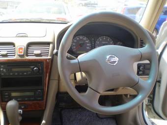 2003 Nissan Bluebird Sylphy Photos