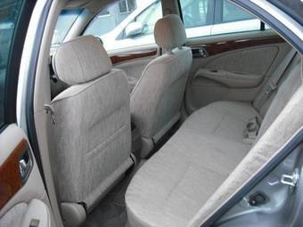 2004 Nissan Bluebird Sylphy Pics