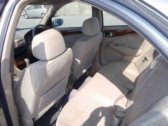 2004 Nissan Bluebird Sylphy Photos