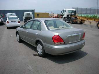 Nissan bluebird sylphy 2005