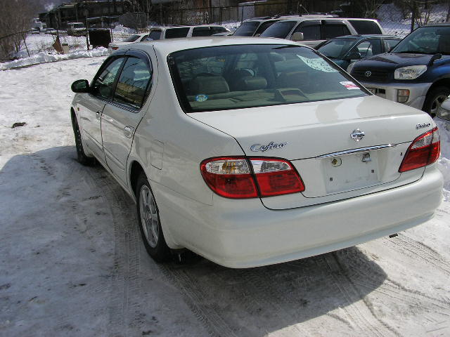 1999 Nissan Cefiro Pictures