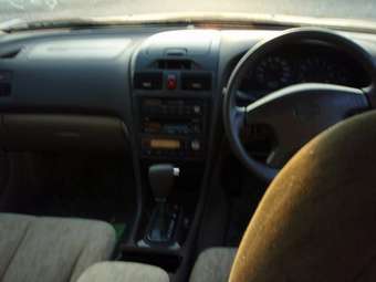 1999 Nissan Cefiro Photos