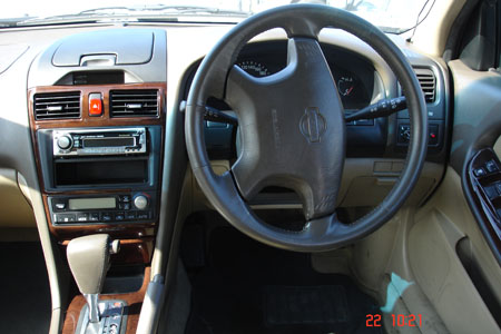 2001 Nissan Cefiro Pics