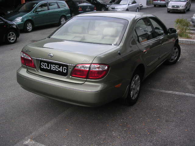 2001 Nissan Cefiro Photos