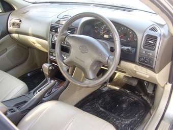 2001 Nissan Cefiro Pictures