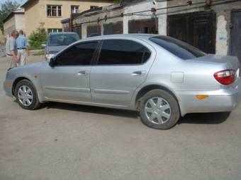 2001 Nissan Cefiro Pictures