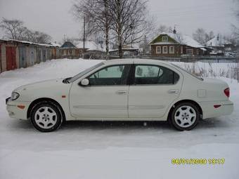 2001 Nissan Cefiro Pictures