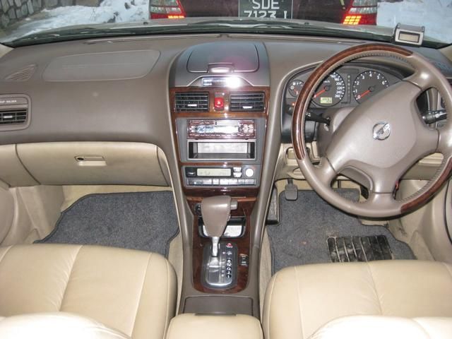 2002 Nissan Cefiro