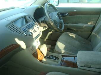 2001 Nissan Cima Photos