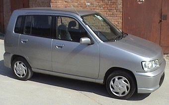 1998 Nissan Cube