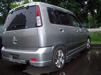 1998 Nissan Cube