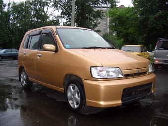 1998 Nissan Cube