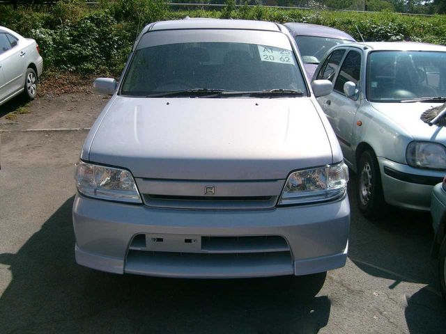 2001 Nissan Cube