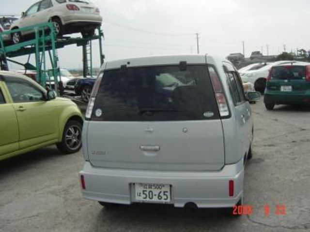 2002 Nissan Cube