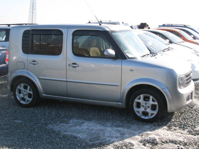 2003 Nissan Cube