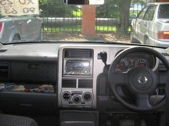 2003 Nissan Cube Pictures