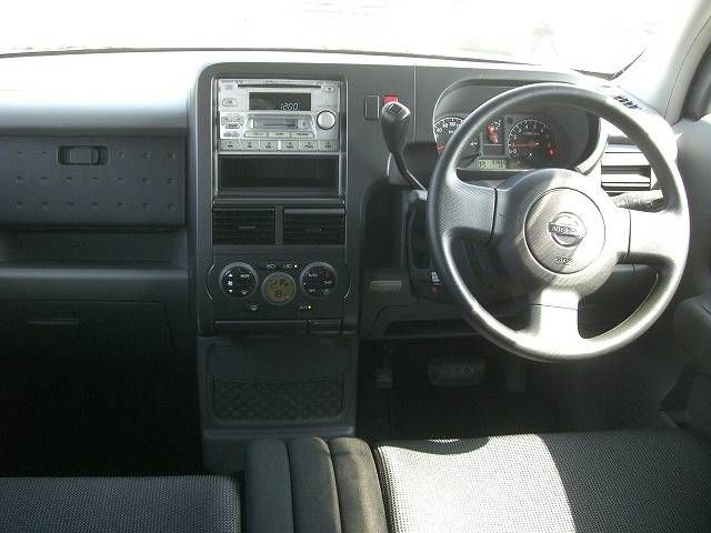 2004 Nissan Cube