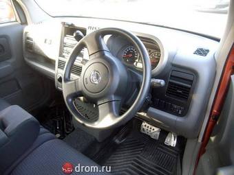 2003 Nissan Cube Cubic Photos