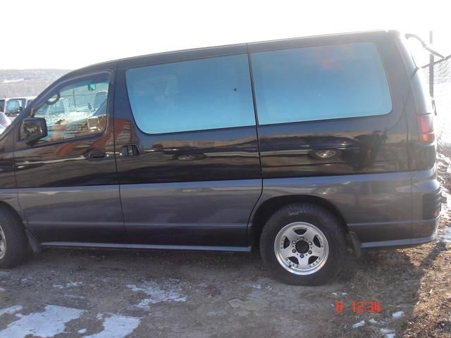 1998 Nissan Elgrand