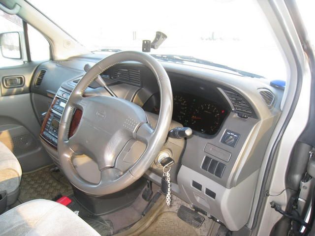 1999 Nissan Elgrand