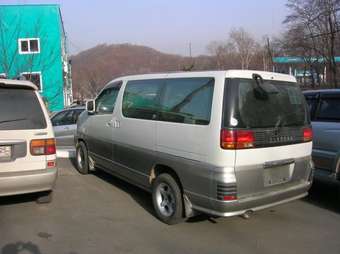 1999 Nissan Elgrand Pictures