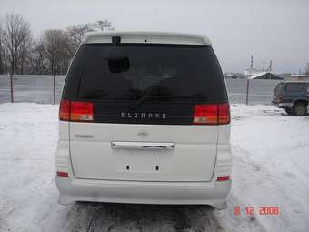 1999 Nissan Elgrand Photos