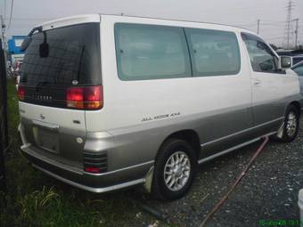 1999 Nissan Elgrand Pictures