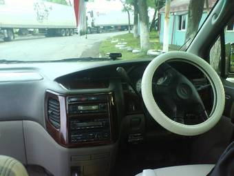 1999 Nissan Elgrand For Sale