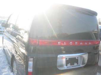 2003 Nissan Elgrand Images