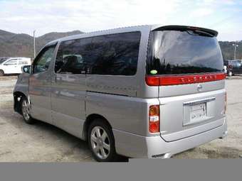 2006 Nissan Elgrand Pictures