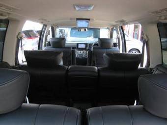 2007 Nissan Elgrand Pictures