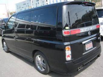 2008 Nissan Elgrand Pictures