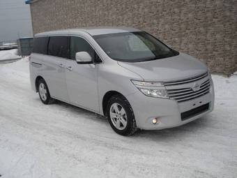 2010 Nissan Elgrand Pictures